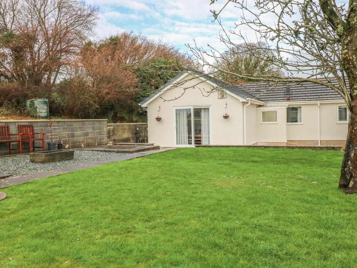 Broadford Farm Bungalow Kidwelly Extérieur photo